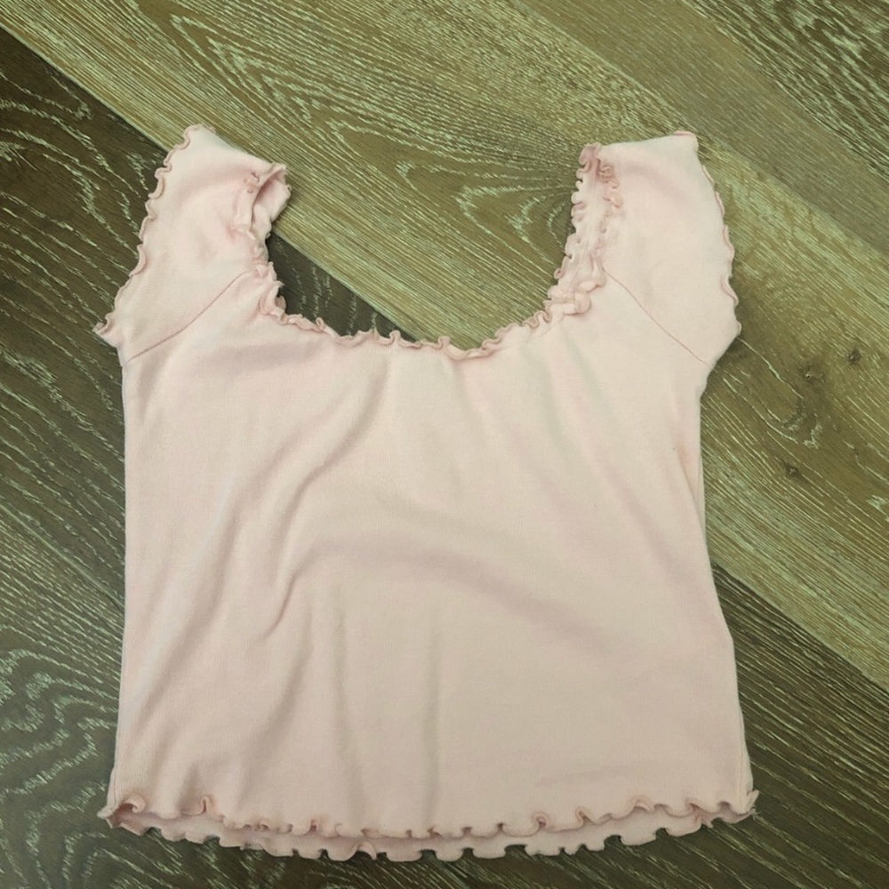 💗baby pink frilly off the shoulder top💗